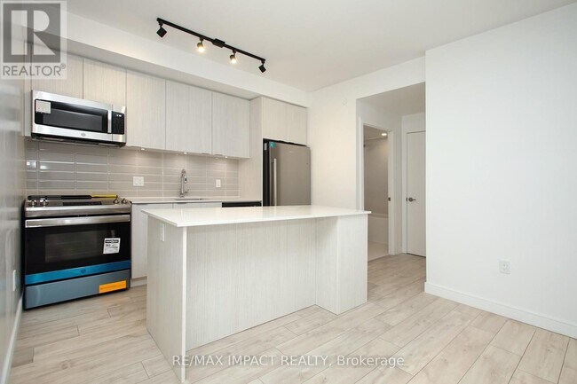 Photo - 174 Clonmore Dr