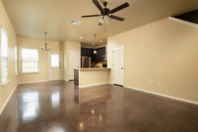 Photo - AVAILABLE NOW! GORGEOUS 3 BEDROOM DUPLEX LOCATED IN BUDA, TEXAS!