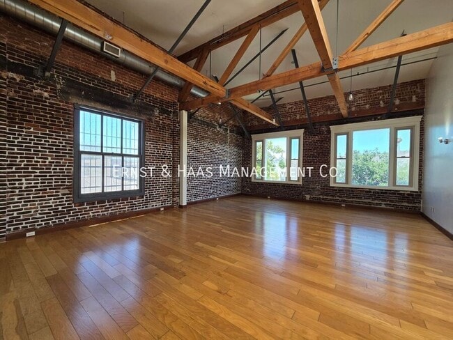 Photo - 800 S Pacific Ave Unit 207