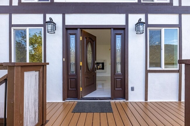 Photo - 451 Laureles Grade Rd