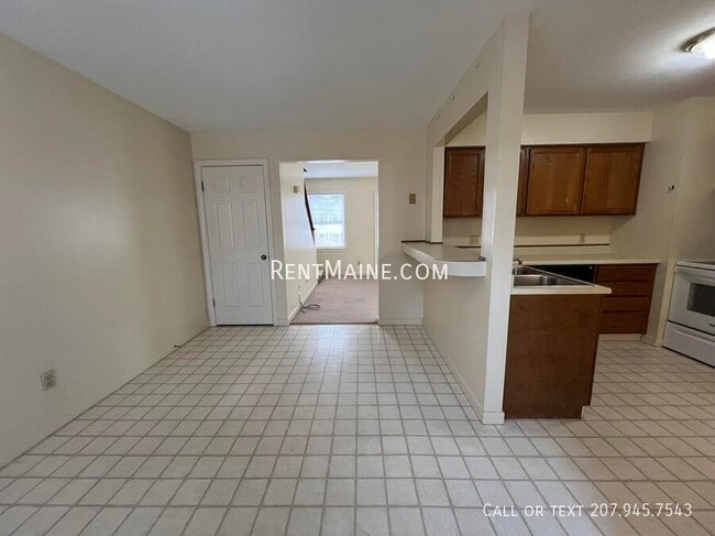 Photo - 71 Valley View Ln Unit B