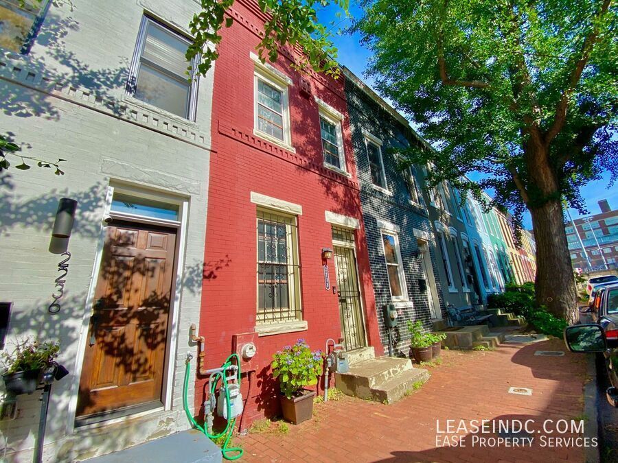 Photo - 2238 12th Place NW-