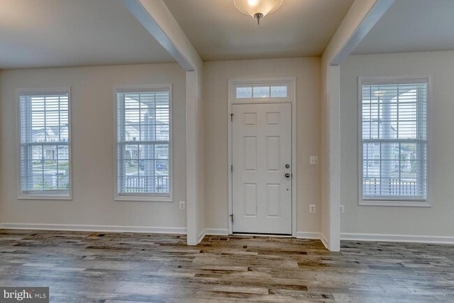 Photo - 336 Boxelder Dr