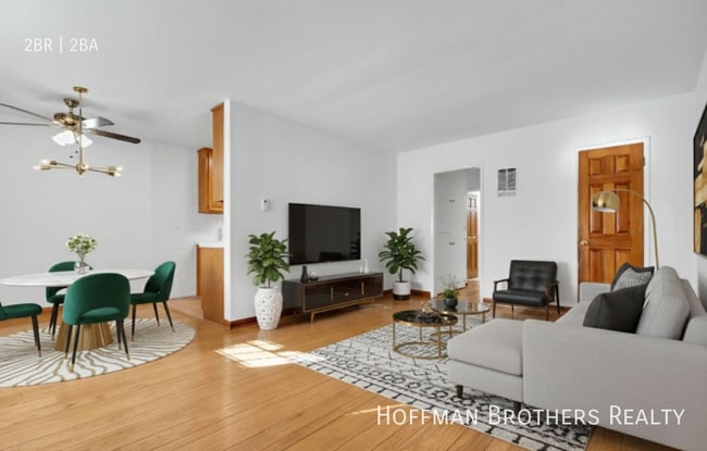 Building Photo - 218 S Gale Dr Unit 6