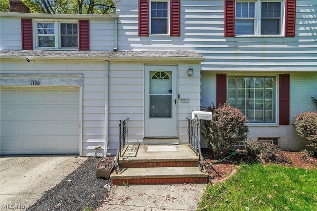 Photo - 1130 Haselton Rd