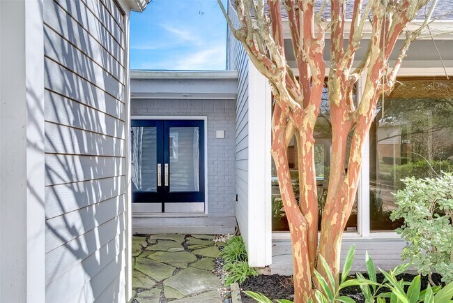 Photo - 1107 Stoney Hill Dr