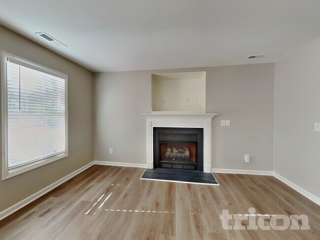 Photo - 3929 Grandover Dr House