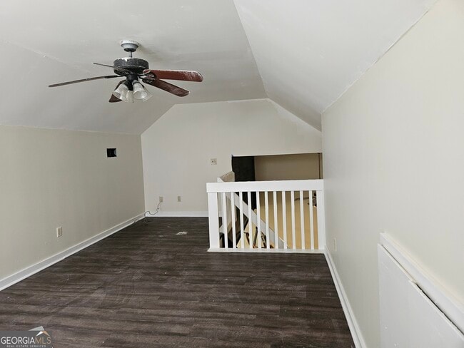 Photo - 306 Steppingstone Ct