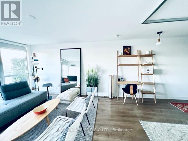 Photo - 78 Tecumseth St. Unit 1112
