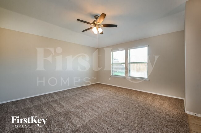 2803 Englenook Dr