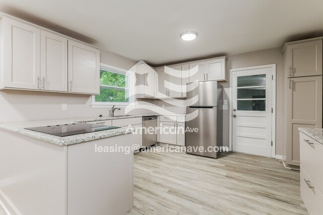 Photo - 1413 E Northside Dr