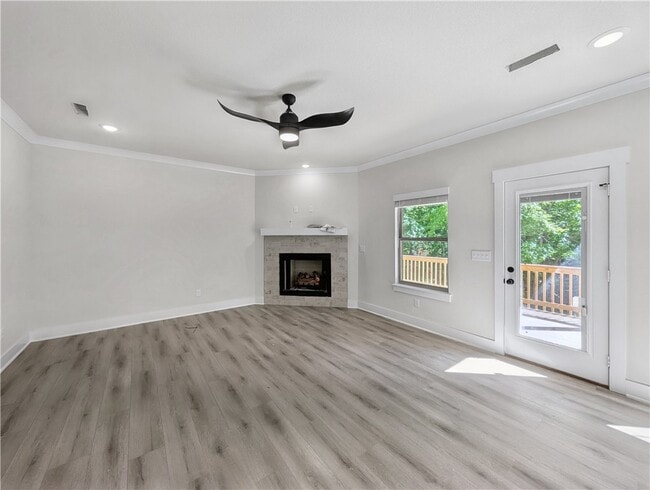 Photo - 284 Stoneykirk Dr