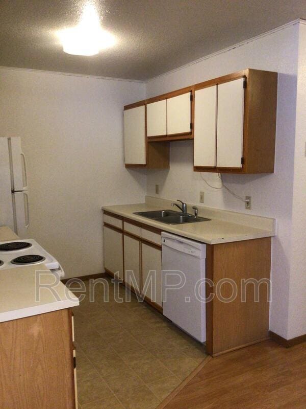 Photo - 1108 Ward St