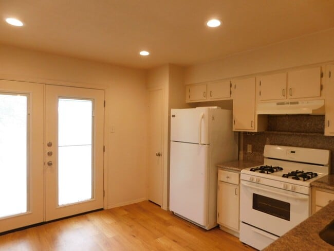 Photo - 5403 West Gate Blvd Unit A