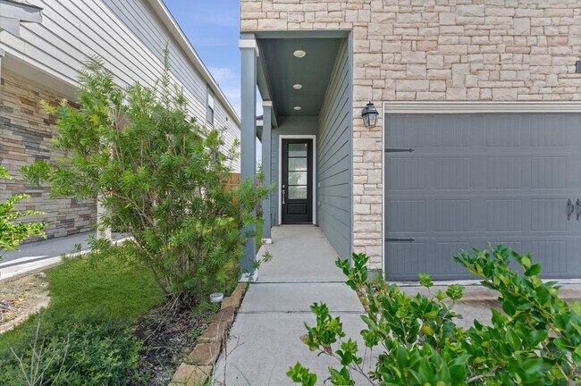 5667 Foggy Vine Ct