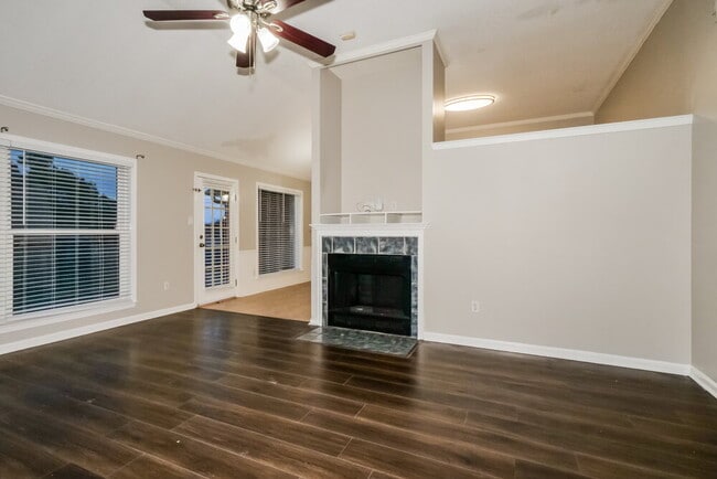 Photo - 7658 Shadow Hills Dr