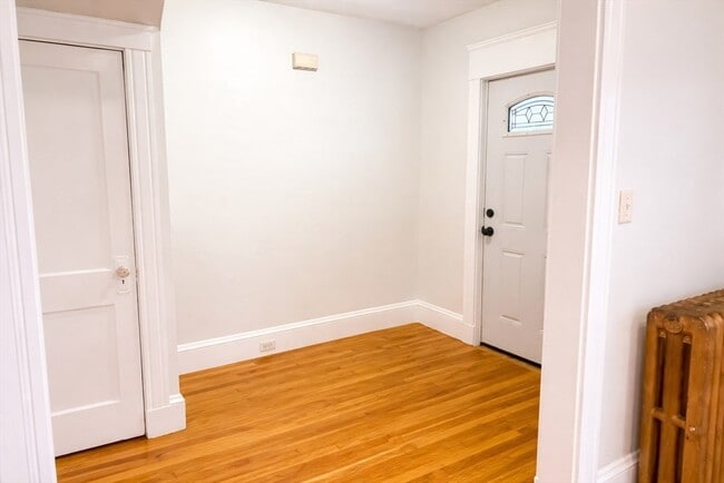 Photo - 14 Walter St Unit 1