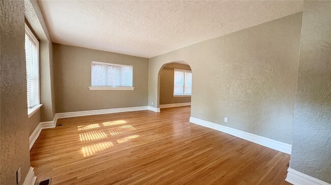 Photo - 7345 Amherst Ave