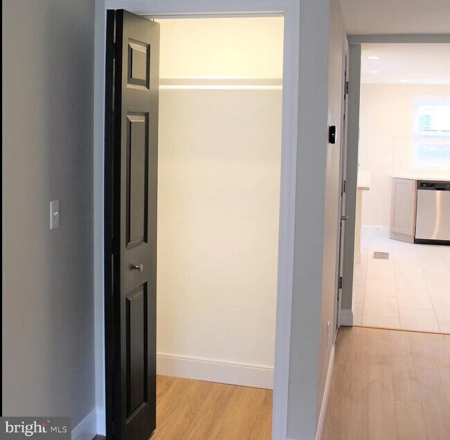 Photo - 1116 E Hewson St