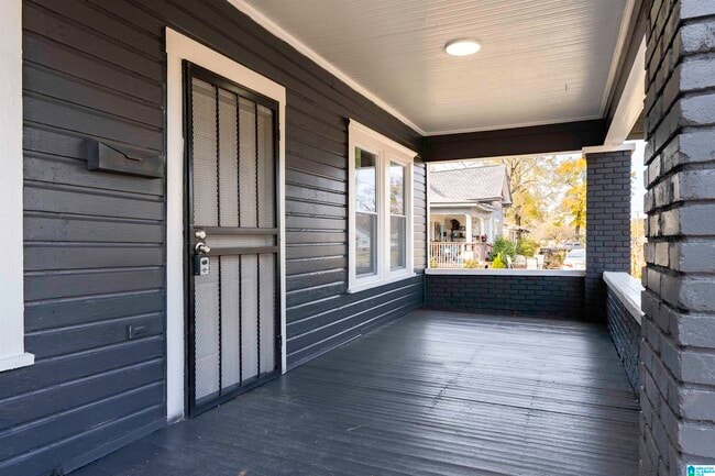 Photo - 516 14th St SW