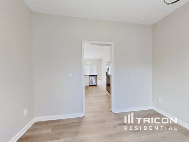 Photo - 2403 Glen Meadow Dr