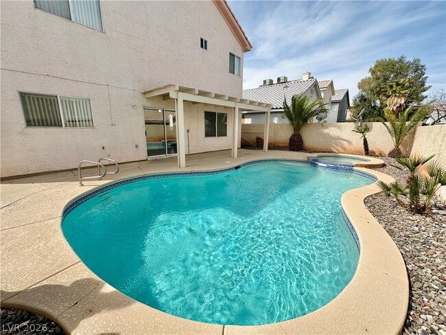 Photo - 7216 Winding Creek Dr