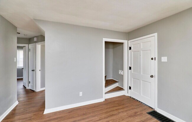 Photo - 8601 Belhaven Dr