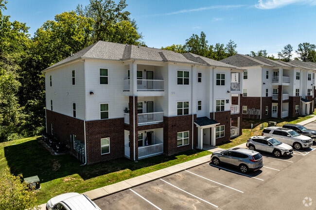 Building Photo - East Forest Park Rental