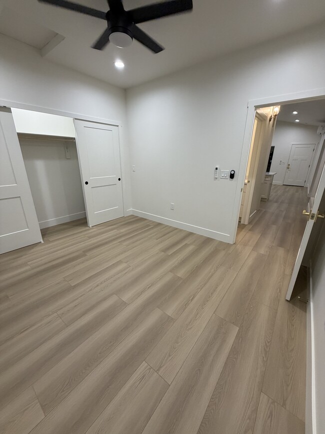 Photo - 746 7th Ave