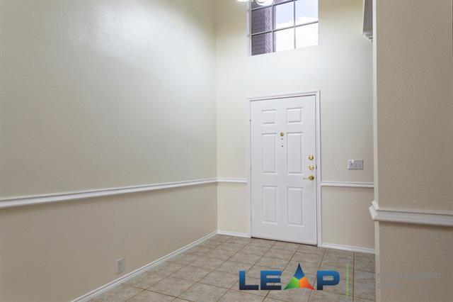 Photo - 2216 Oak Park Dr