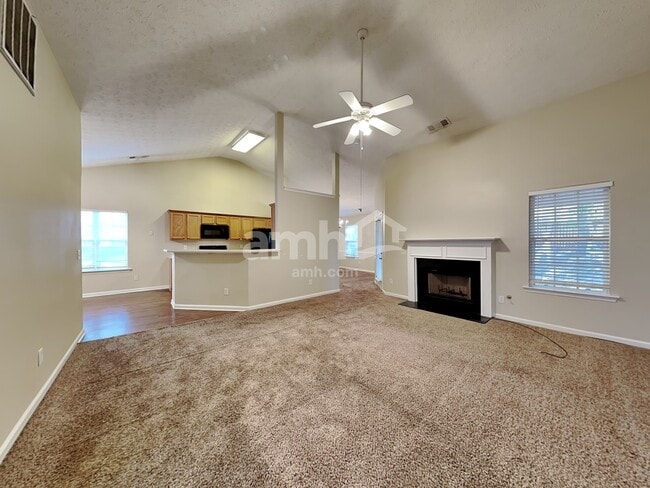 Photo - 5455 Yellow Pine Dr