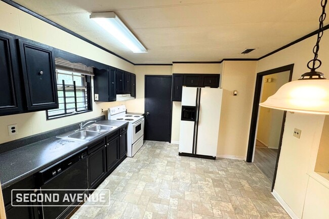 Photo - 1701 5th Way NW