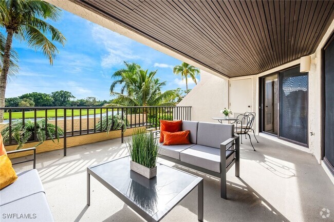 Building Photo - 6360 Pelican Bay Blvd Unit C-105 Rental