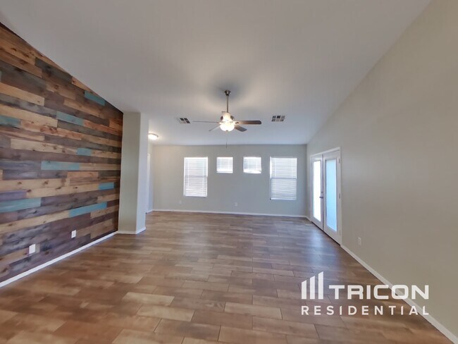 Photo - 11425 W Mountain View Dr