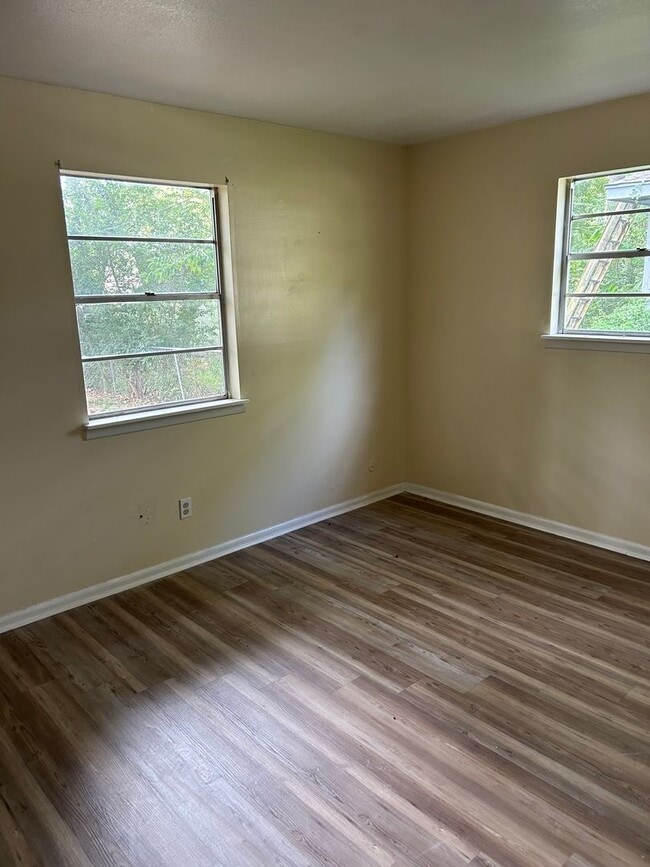 Photo - 3 Bedroom and 2 bathroom home