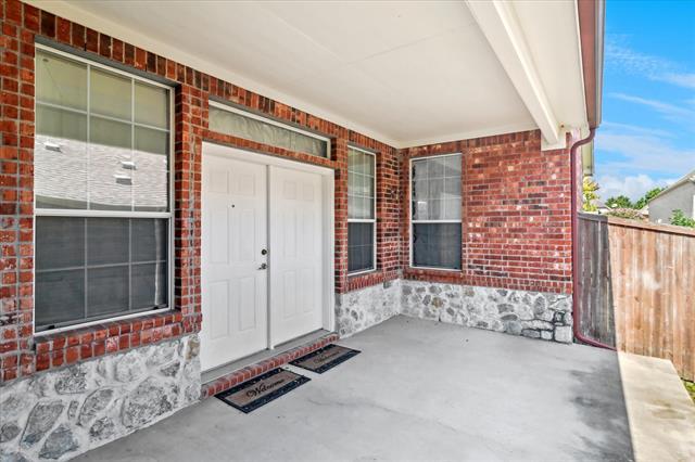 Photo - 2005 Testament Trail