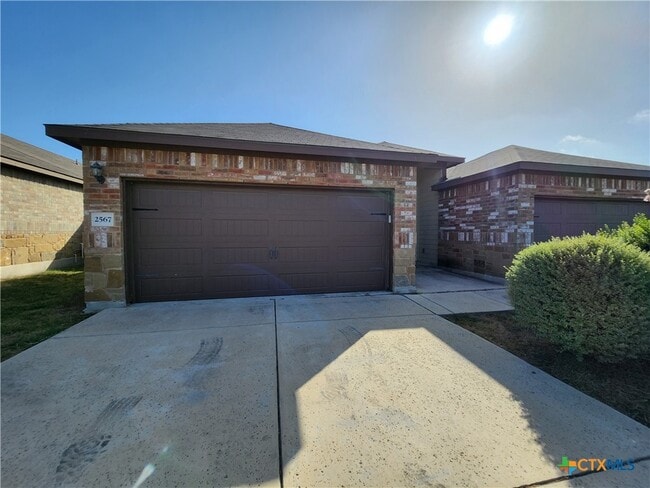 Photo - 2567 Pahmeyer Rd Townhome