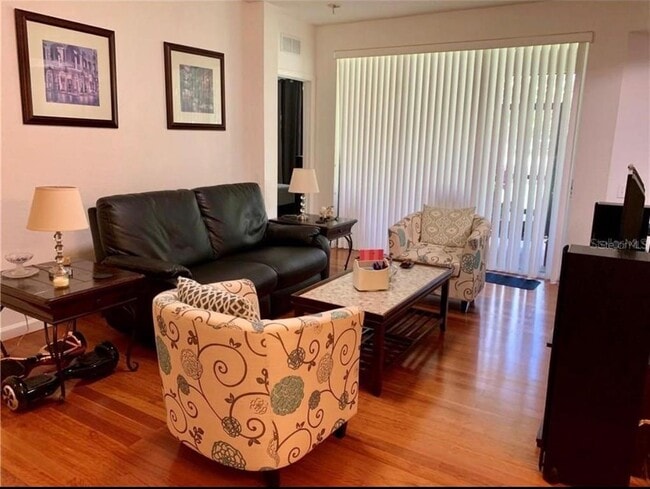 Photo - 2576 San Tecla St