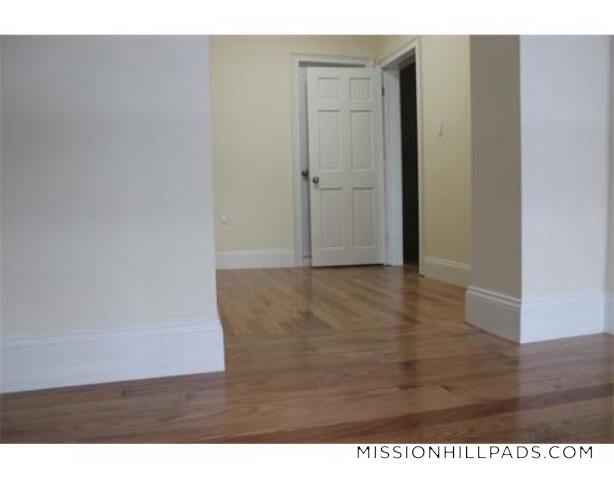 Photo - 9 Chesterton St Apartment Unit 2