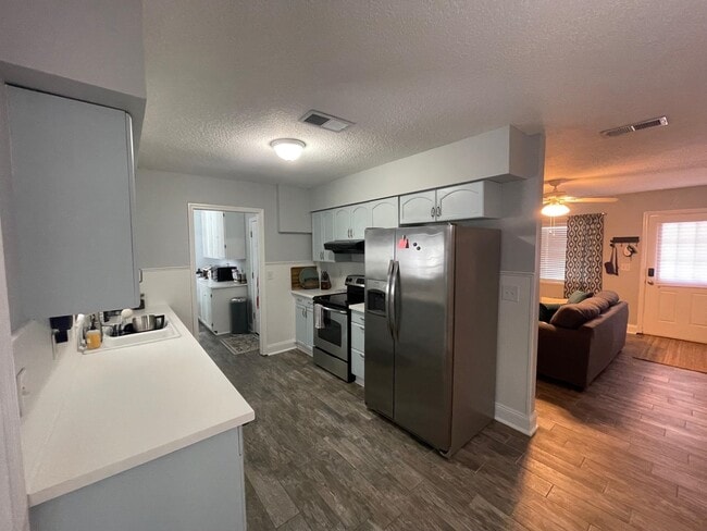 Photo - 250 Tropic Way