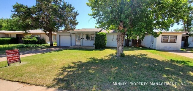 Photo - 6125 Avenue Q