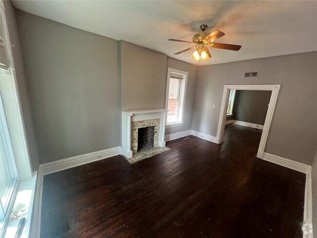 Building Photo - 3137 Chippewa St Unit 1 Rental