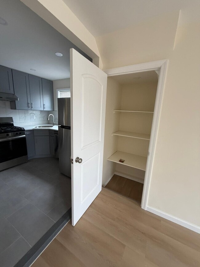 Photo - 5102 Fillmore Ave Unit 1