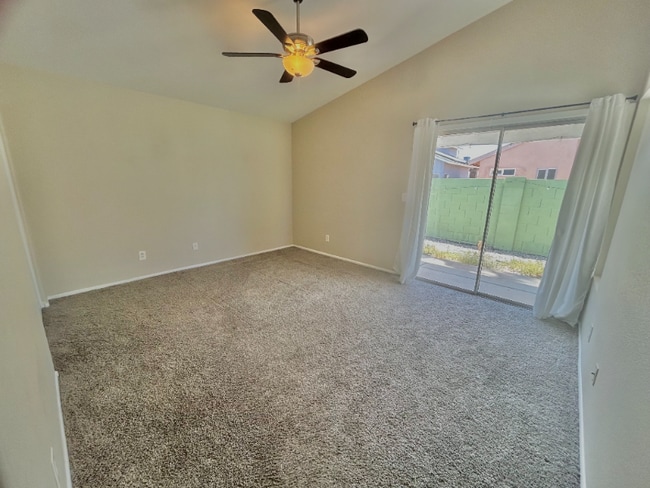 Photo - 3633 W Wahalla Ln
