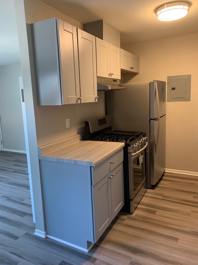Jurupa Royale Apts