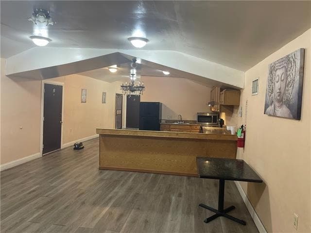 Photo - 8009 Downman Rd