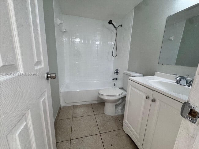 Photo - 101 NE 41st St Unit A9