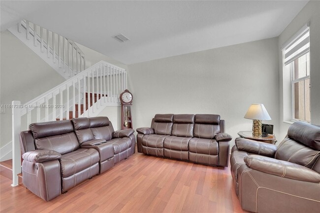 Photo - 11467 NW 76th St