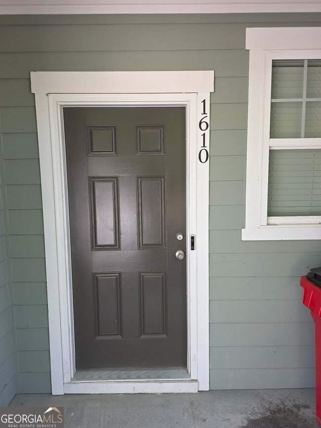 Building Photo - 1610 Larkspur Trl