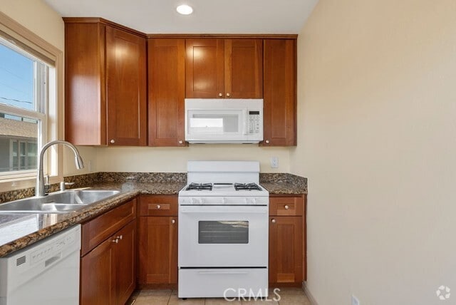 Building Photo - 105 N 1st St Unit F Rental